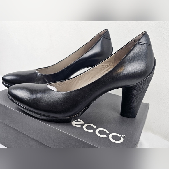 NIB ECCO Sculptured 75 Heel Black Slip-On Leather Almond Toe Pump US 10/10.5 - Picture 9 of 11